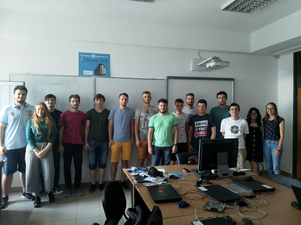 AMIQ Summer School Students July, 2018